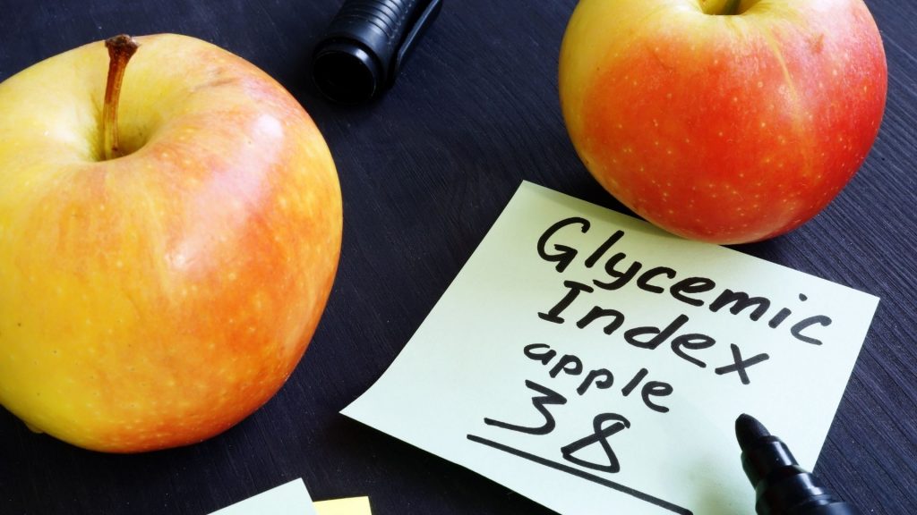 indeks glikemiczny IG jabłko 38 produkty w czym jest
